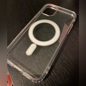 i phone 11 charging case